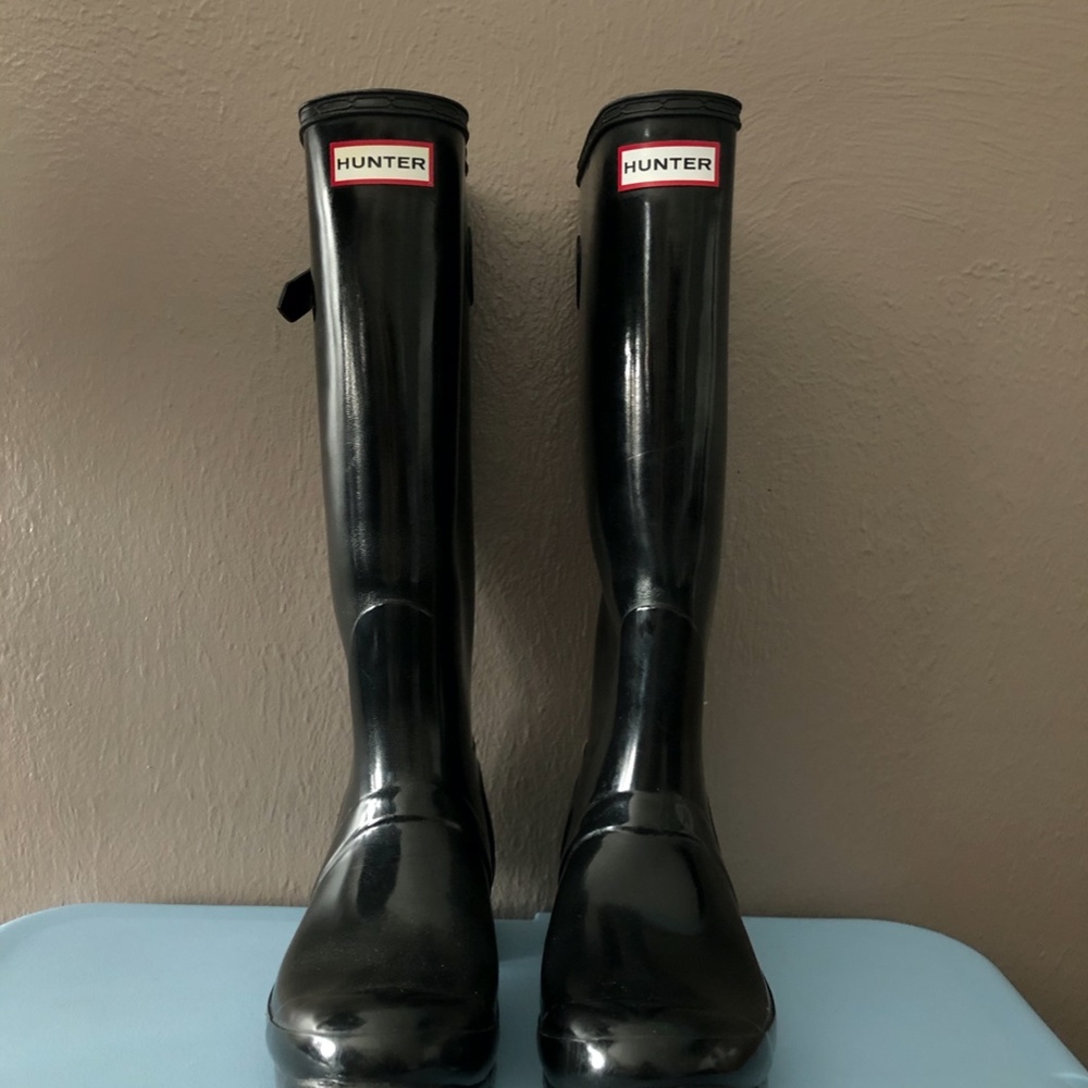 Hunter Tall Black Adjustable Gloss Rain Boots - Picture 2 of 5